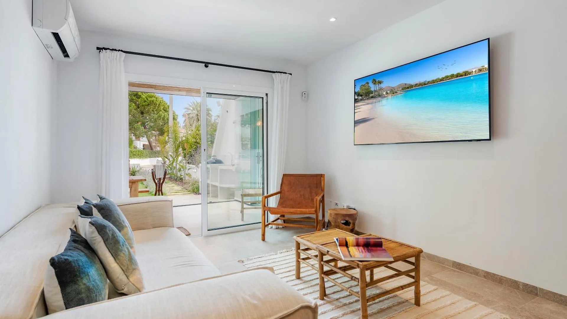 Isabella Beach Alcudia